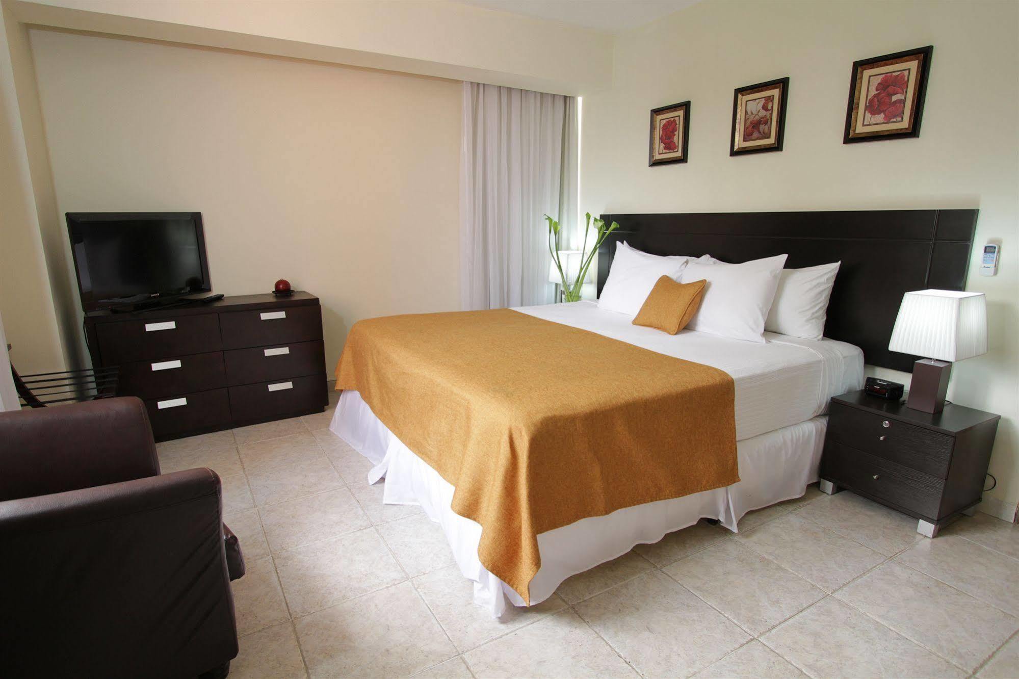 פנמה סיטי Az Hotel And Suites מראה חיצוני תמונה